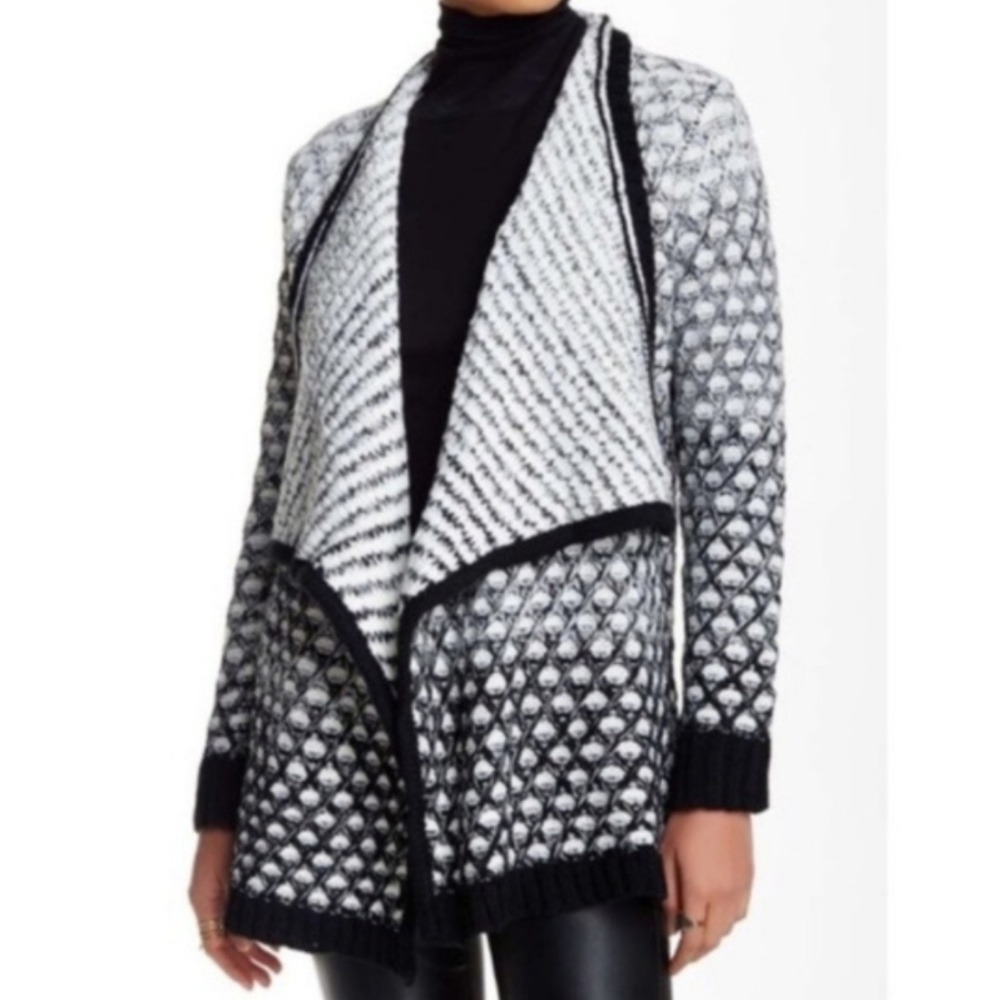 Romeo + Juliet Couture ombre waterfall cardigan